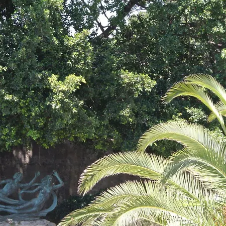 Hébergement de vacances Dame' *